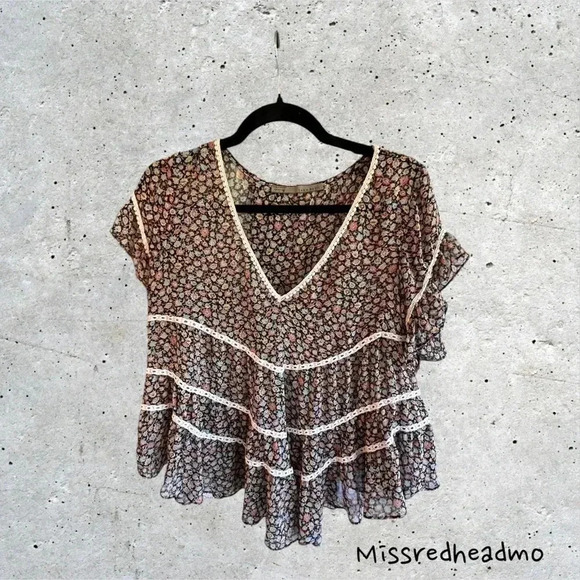 ~Zara~ Top - Large - Picture 1 of 4